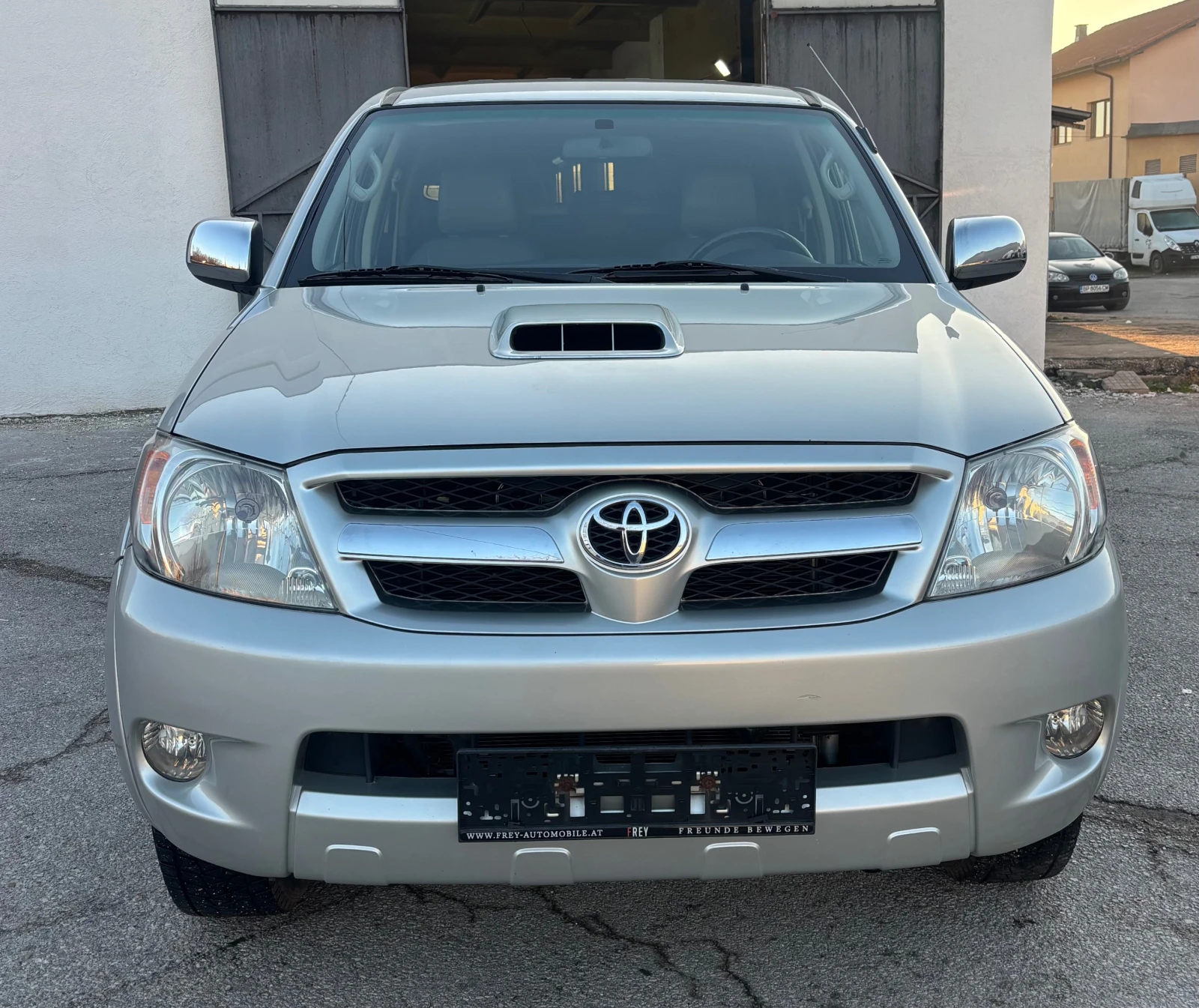 Toyota Hilux 3.0 D-4D - изображение 3