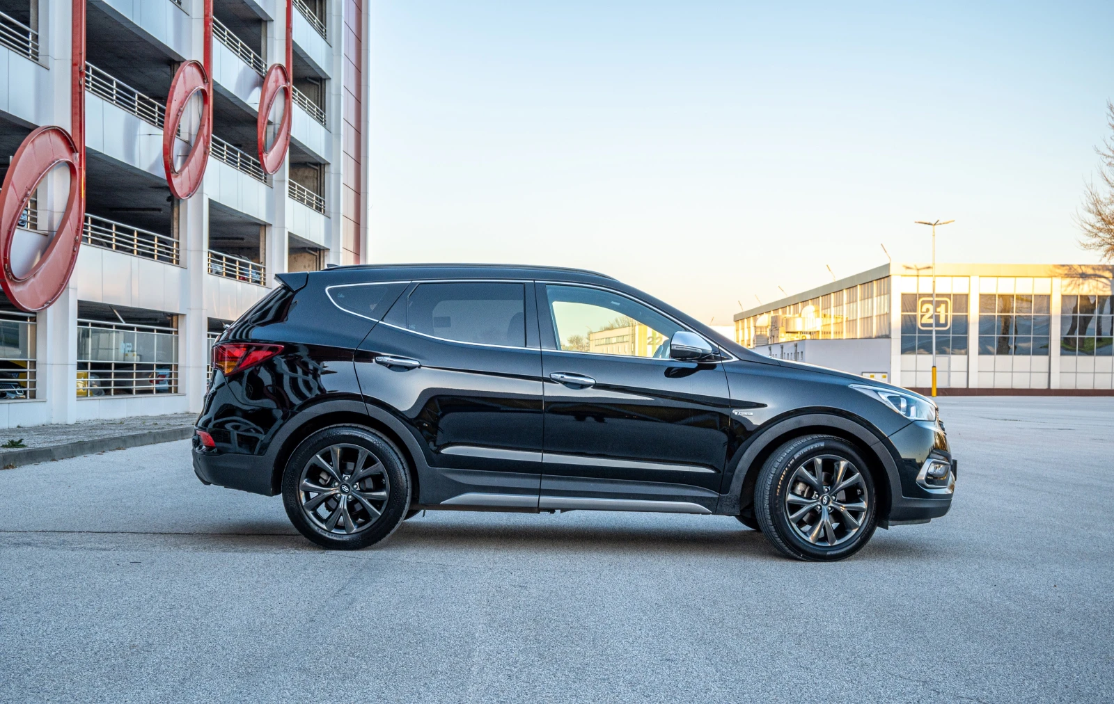 Hyundai Santa fe 2.2CRDI 202кс, 4WD, Facelift, 7места, Keyless, снимка 2 - Автомобили и джипове - 54143388