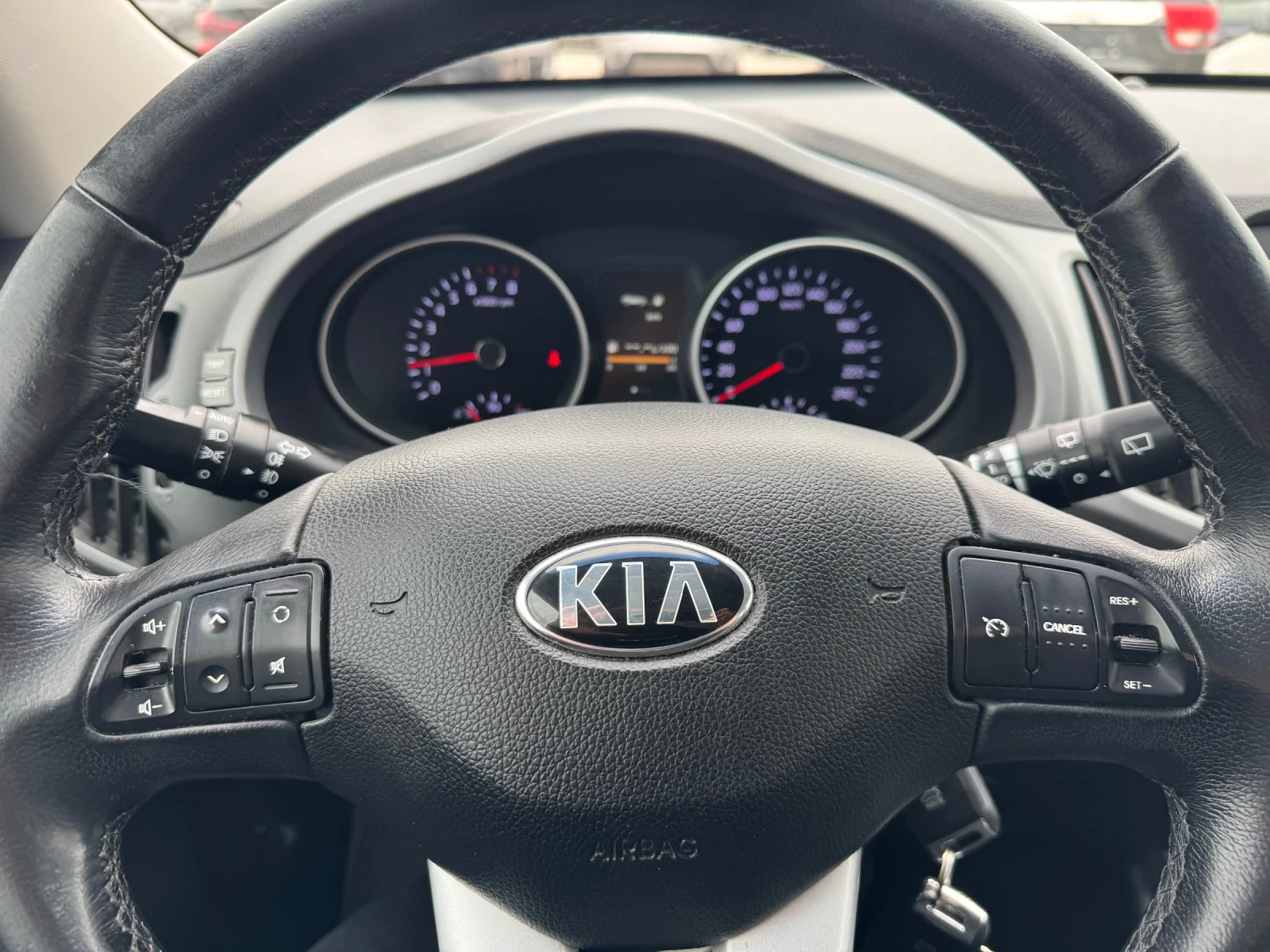 Kia Sportage 1.6i gas-i BRC, снимка 17 - Автомобили и джипове - 54214173