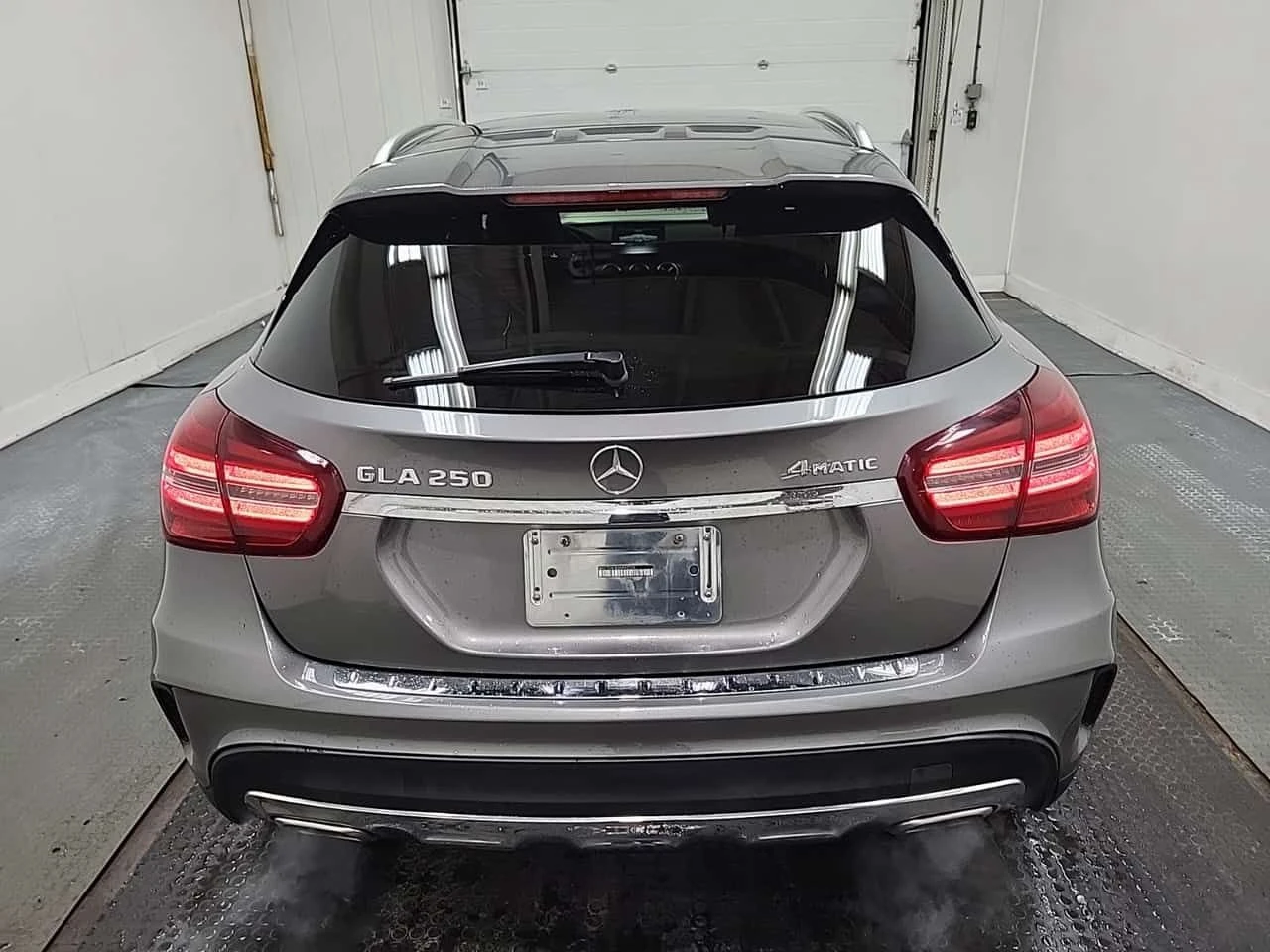 Mercedes-Benz GLA 250 ПАМЕТ| PANORAMA| 2 КЛЮЧА| , снимка 4 - Автомобили и джипове - 54453013
