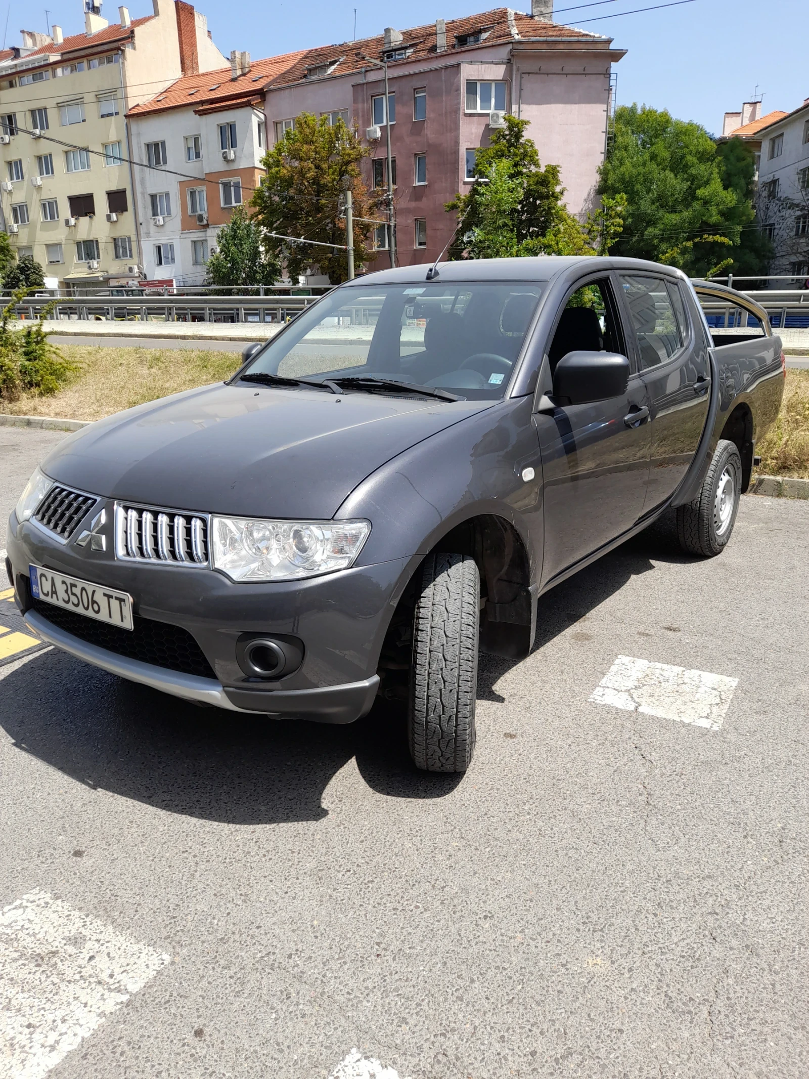 Mitsubishi L200 Пикап, снимка 2 - Автомобили и джипове - 54829892