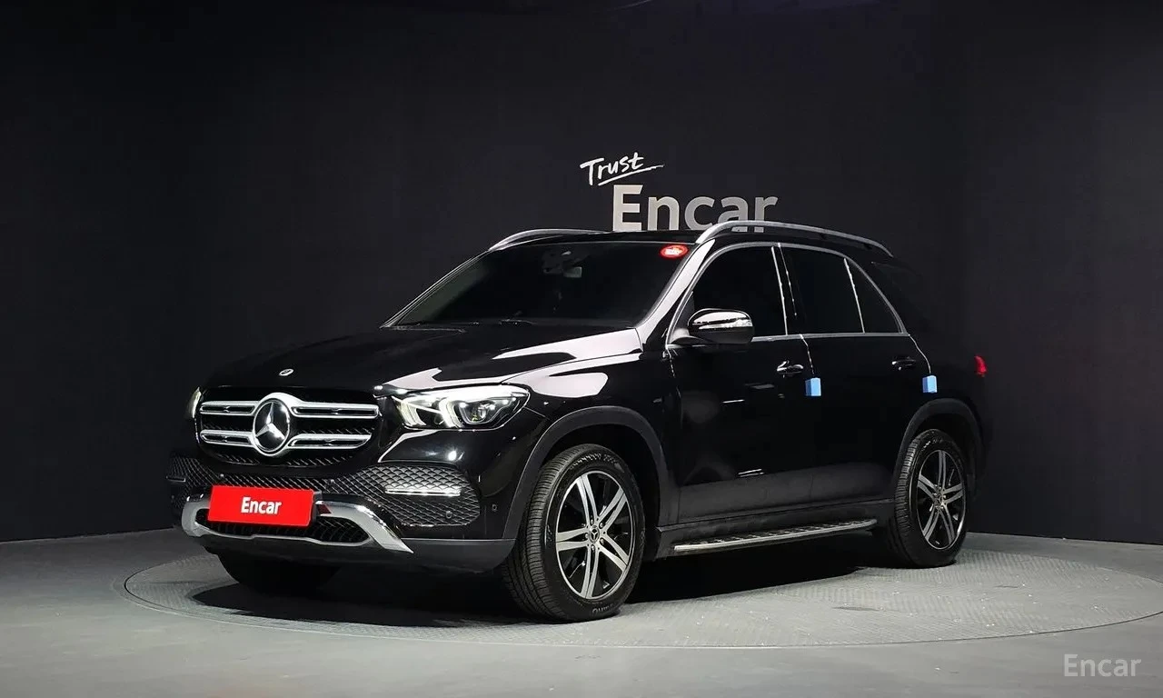 Mercedes-Benz GLE 300 4MATIC * ПОДГРЕВИ* АМБИЕНТНО ОСВЕТЛЕНИЕ* ПАНОРАМА*