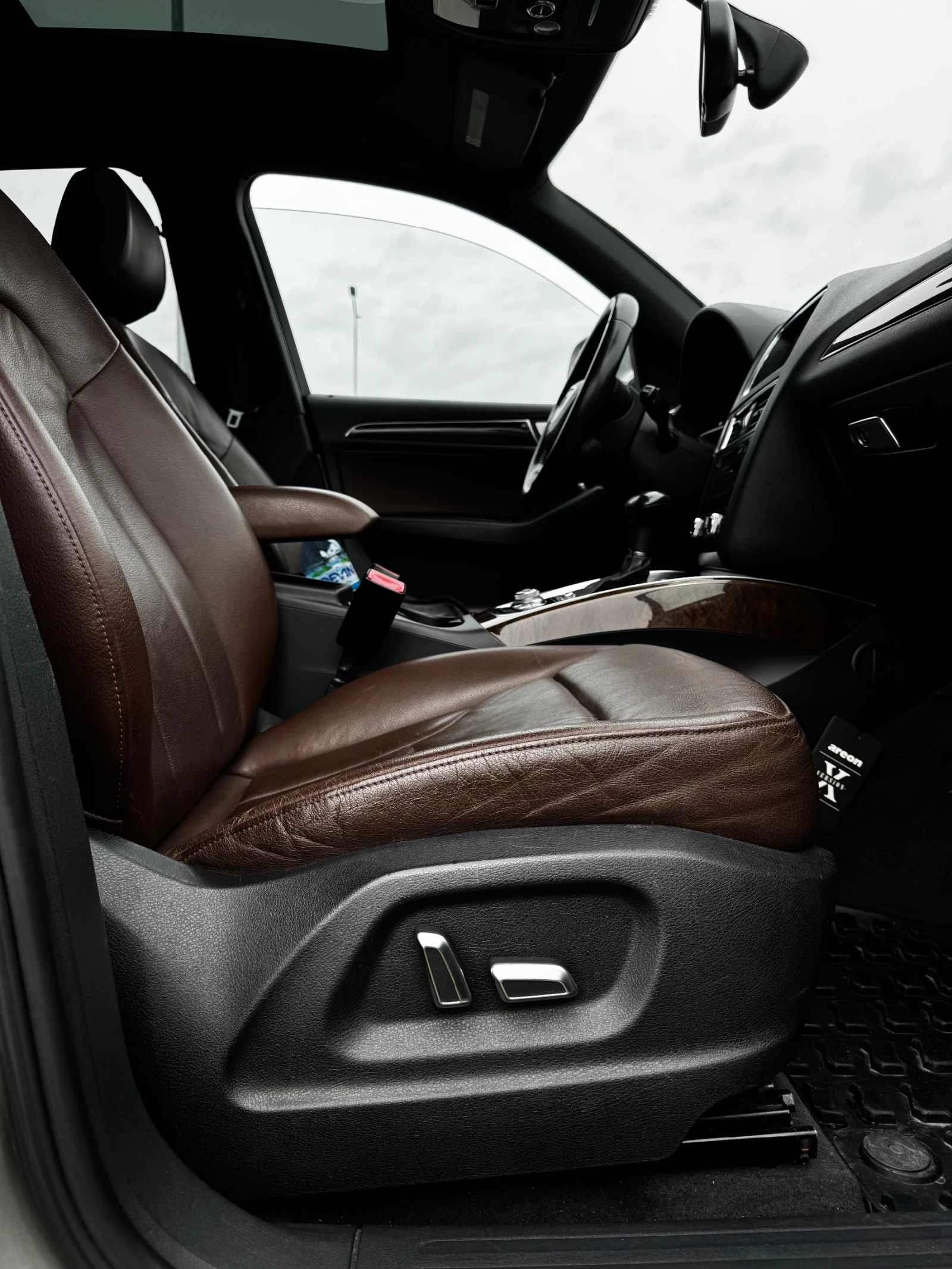 Audi Q5, снимка 7 - Автомобили и джипове - 55236136