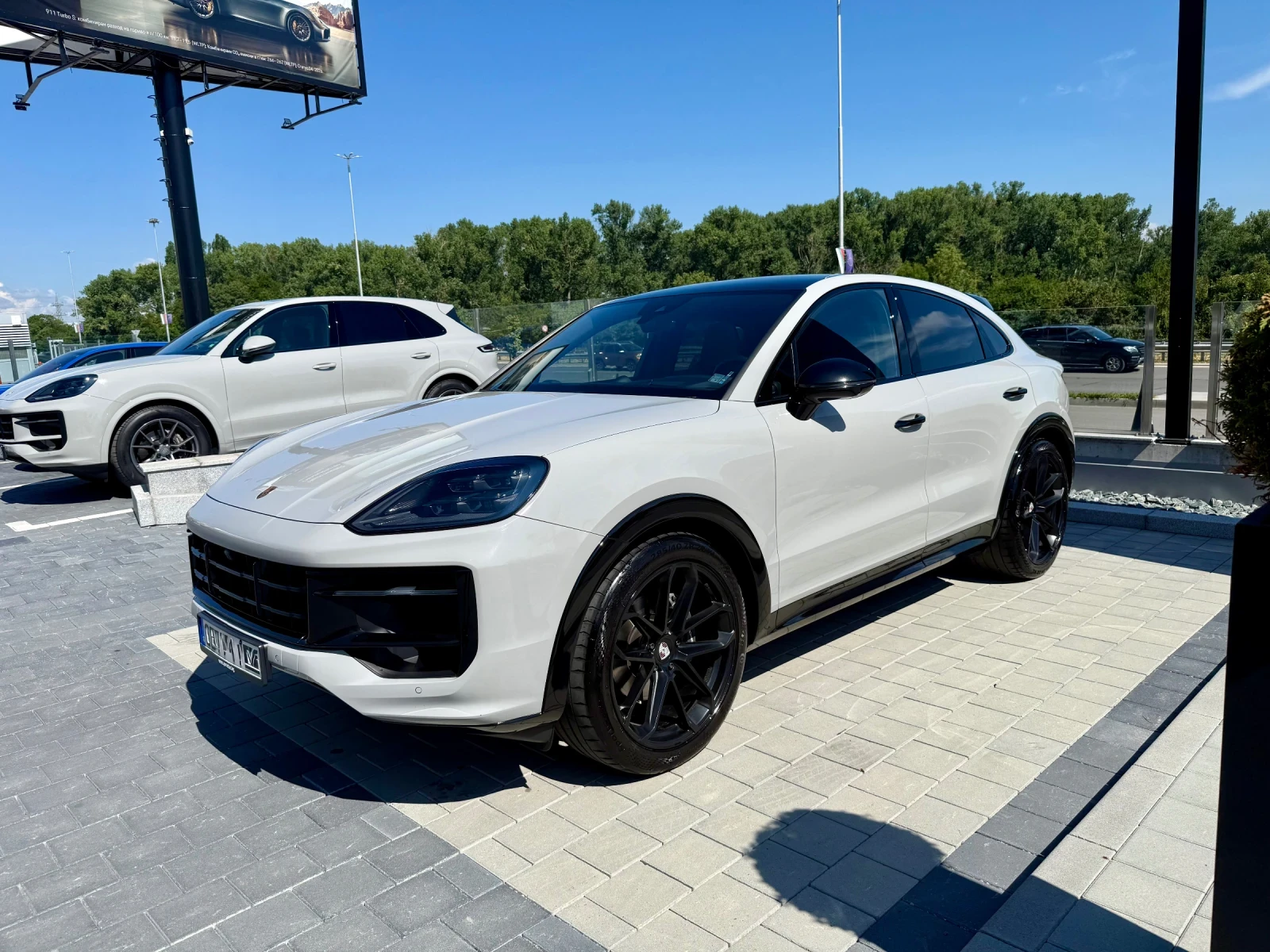 Porsche Cayenne Coupe | FULL | SportChrono | Гаранция 03.27, снимка 11 - Автомобили и джипове - 55569365