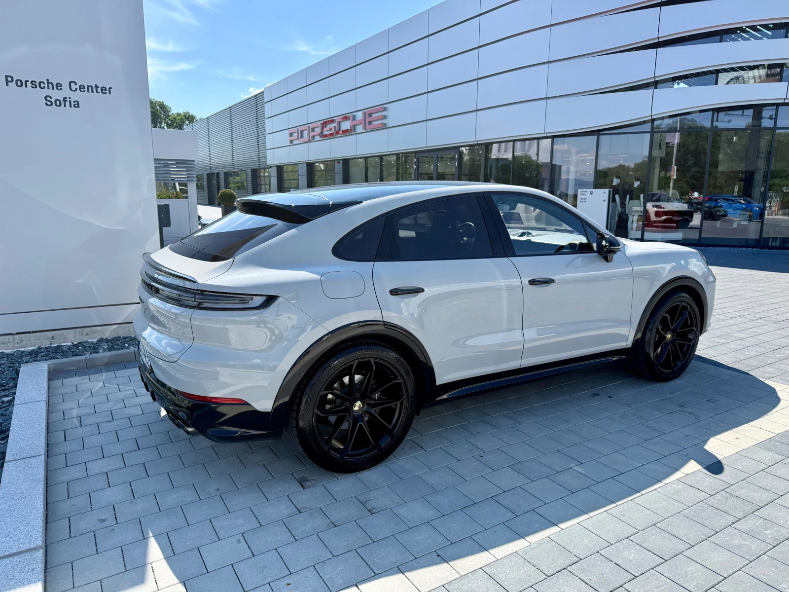 Porsche Cayenne Coupe | FULL | SportChrono | Гаранция 03.27, снимка 5 - Автомобили и джипове - 55569365