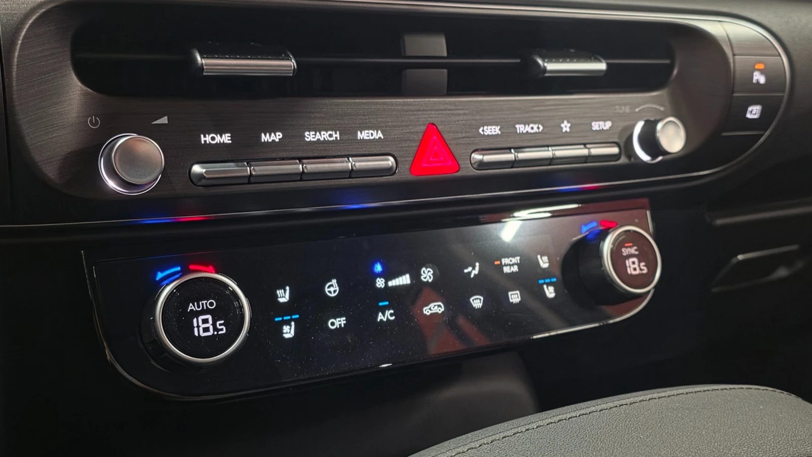 Hyundai Palisade 2.5T Prestige* 360* BLIND SPOT* КРАЙНА ЦЕНА, снимка 16 - Автомобили и джипове - 55398770