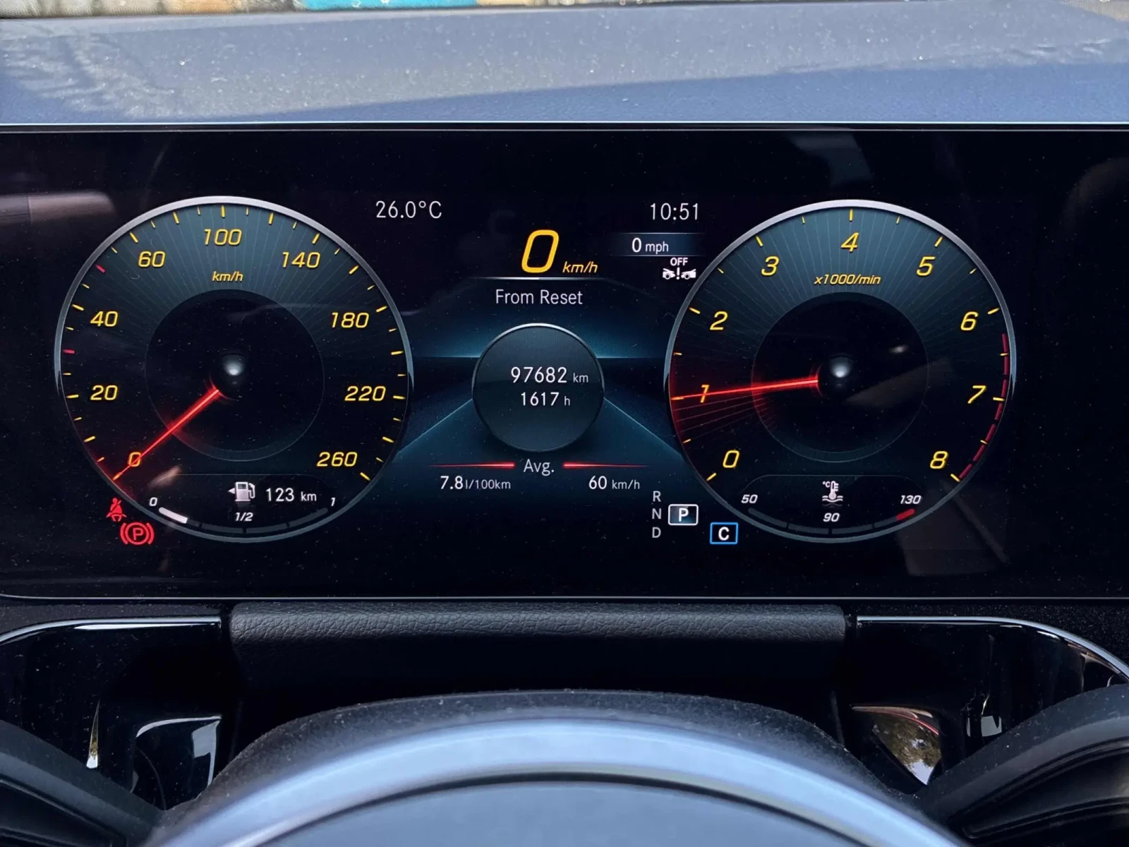 Mercedes-Benz GLA 250 4MATIC | 2023 | MBUX | LED | AWD, снимка 8 - Автомобили и джипове - 55910280