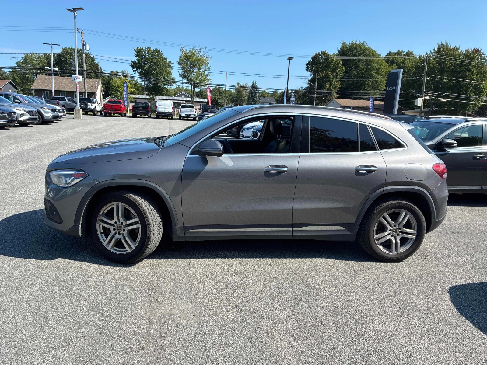 Mercedes-Benz GLA 250 4MATIC | 2023 | MBUX | LED | AWD, снимка 3 - Автомобили и джипове - 55910280