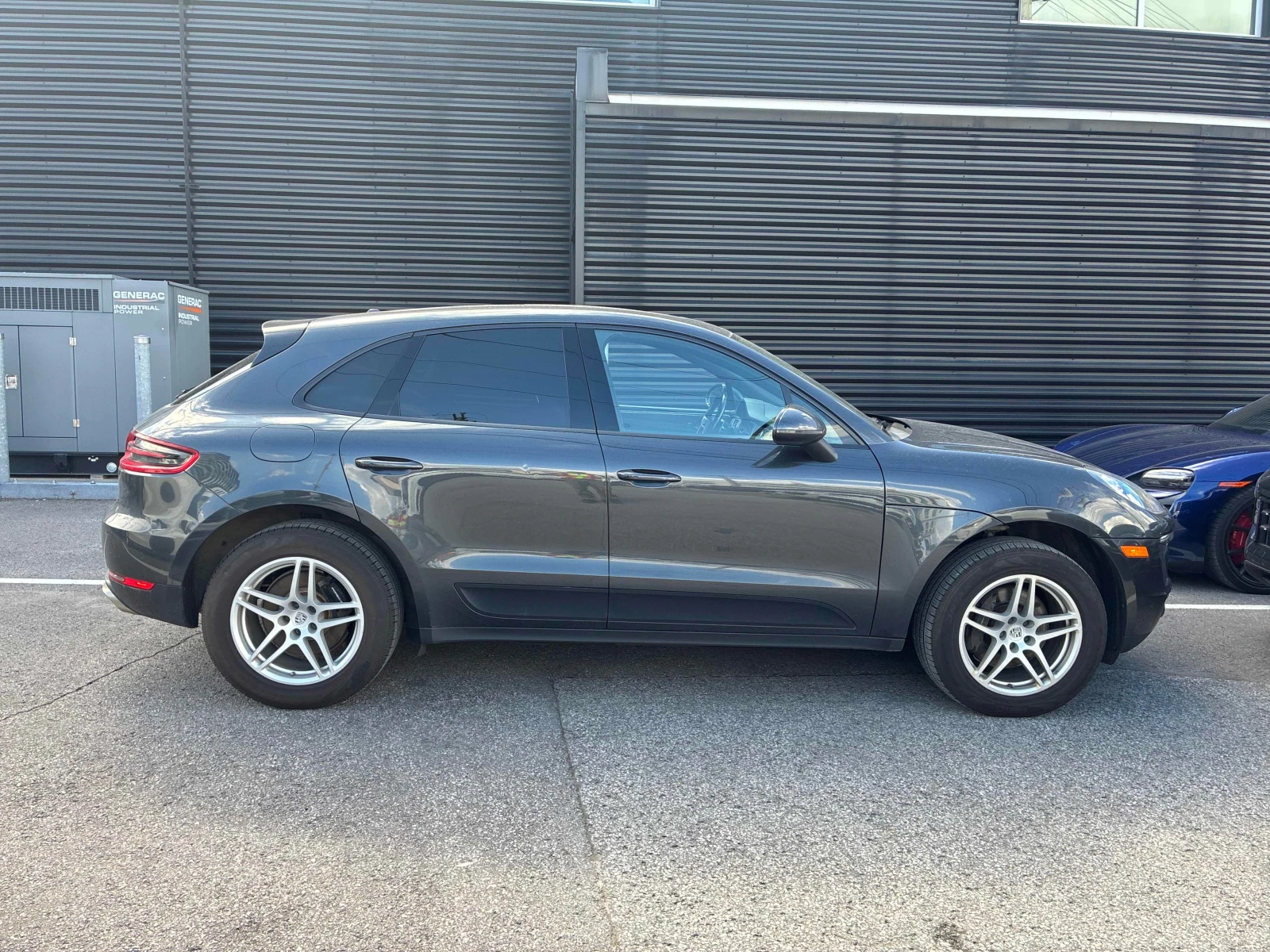 Porsche Macan * AWD * CARFAX * ОПЦИЯ ЗА ФИНАНСИРАНЕ, снимка 3 - Автомобили и джипове - 56114100