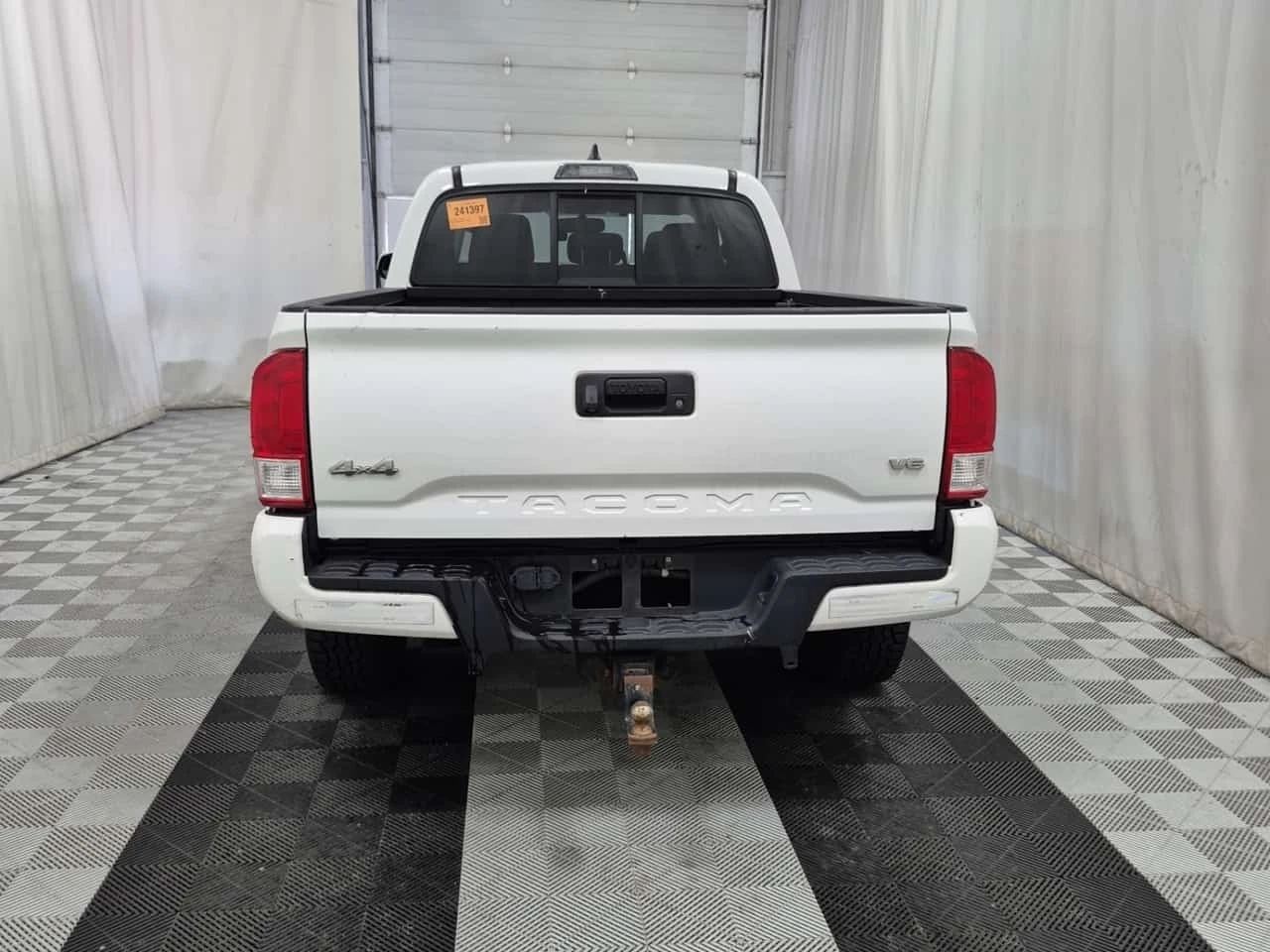 Toyota Tacoma SR5 CREW CAB LONG BED* ���������� ��� ������������ | Mobile.bg � ����������� 16