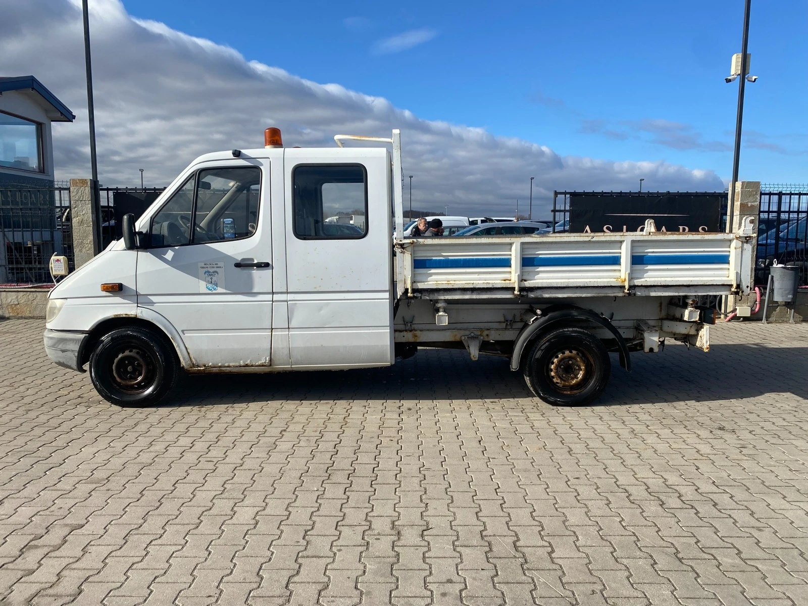 Mercedes-Benz Sprinter 313 2.2D САМОСВАЛ - изображение 2