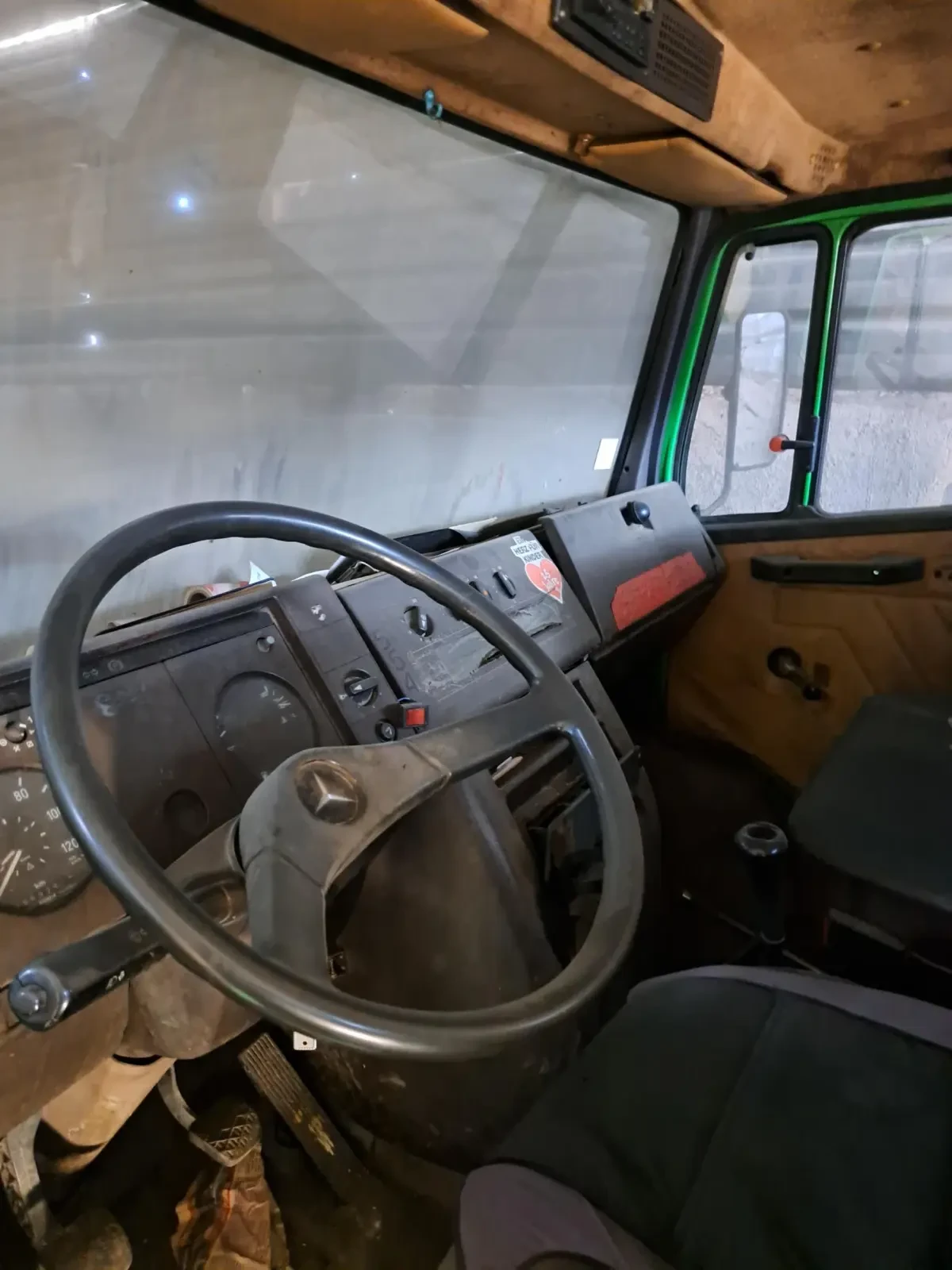Mercedes-Benz 711, снимка 3 - Бусове и автобуси - 56725073