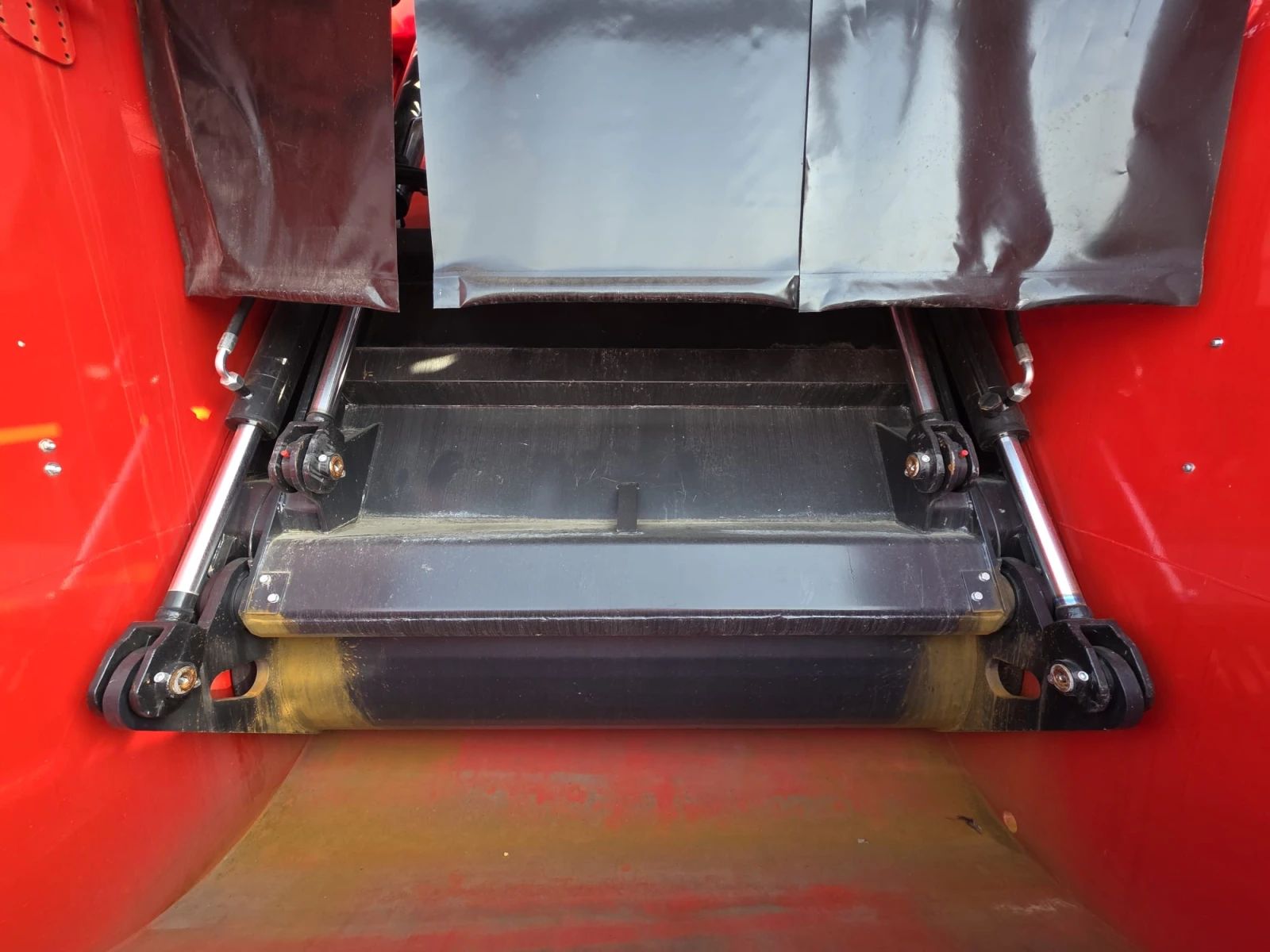 Renault Premium How, , 6х2, Вариопреса, НОВ, , , , снимка 6 - Камиони - 54084073