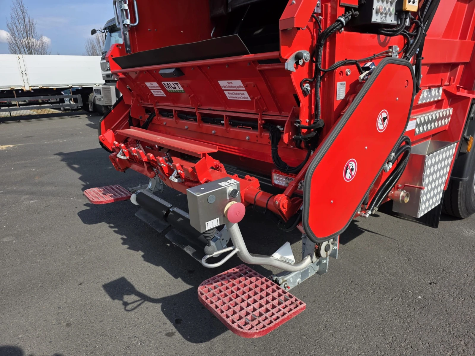 Renault Premium How, , 6х2, Вариопреса, НОВ, , , , снимка 9 - Камиони - 54084073