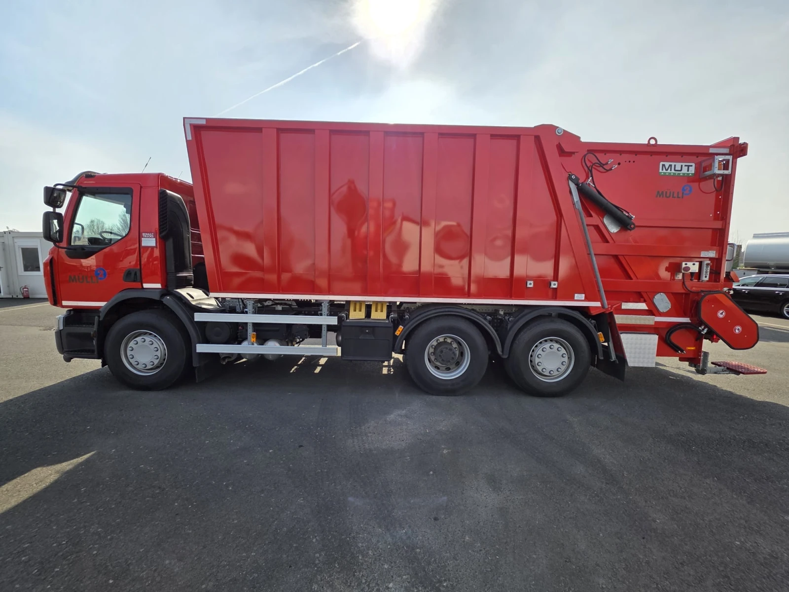 Renault Premium How, , 6х2, Вариопреса, НОВ, , , , снимка 4 - Камиони - 54084073