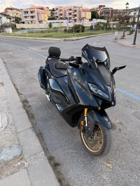  Yamaha T-max