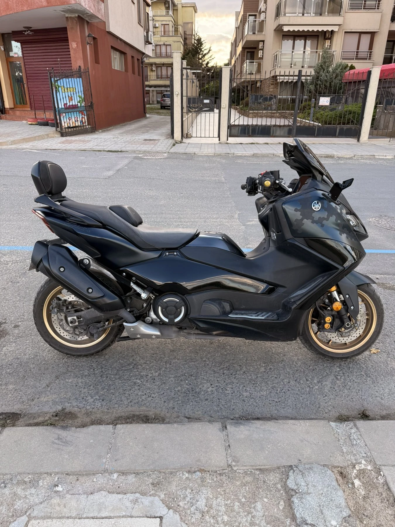 Yamaha T-max 560 Tech Max - изображение 4