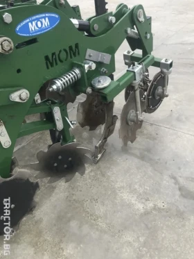  MOM | Mobile.bg    5