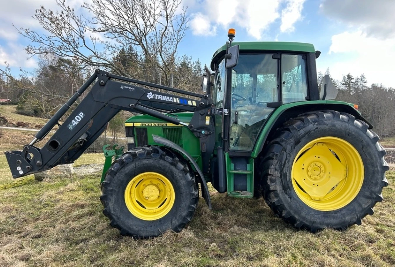 Трактор John Deere 6310 , снимка 2 - Селскостопанска техника - 54913096