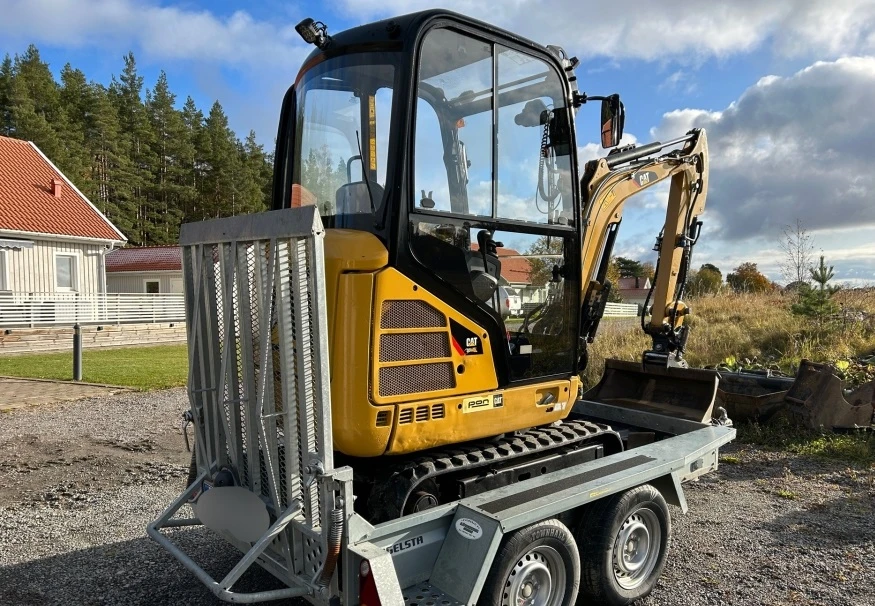 Багер Cat 301.7D, снимка 14 - Индустриална техника - 54915757
