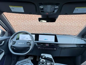 Kia EV6 Land w/GT Line Pkg AWD  CARFAX, снимка 9