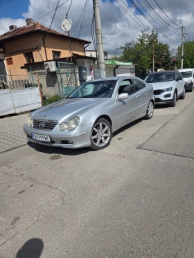 Mercedes-Benz C 220, снимка 2