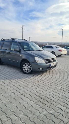 Kia Carnival мини ван, снимка 1