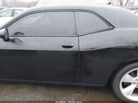 Dodge Challenger 2018 DODGE CHALLENGER RT PLUS - 28500 лв. / 14571.82 € - 39155804 5