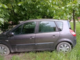 Renault Megane - 1250 € / 2444.79 лв. - 95042415 2