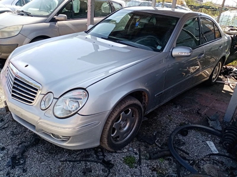 Mercedes-Benz E 220 2.2cdi 150к, снимка 3 - Автомобили и джипове - 40445849