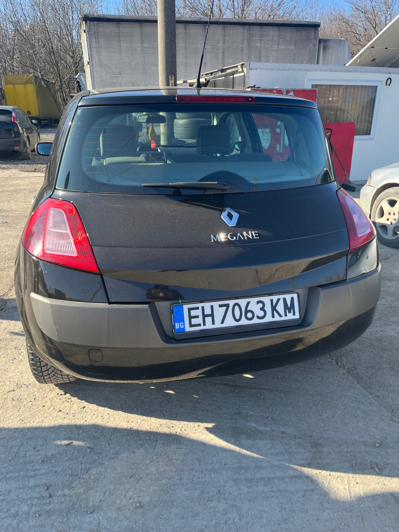 Renault Megane 2.0 Бензин, снимка 2 - Автомобили и джипове - 46023591
