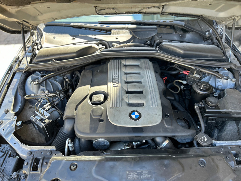 BMW 525 3.0, снимка 15 - Автомобили и джипове - 45019862