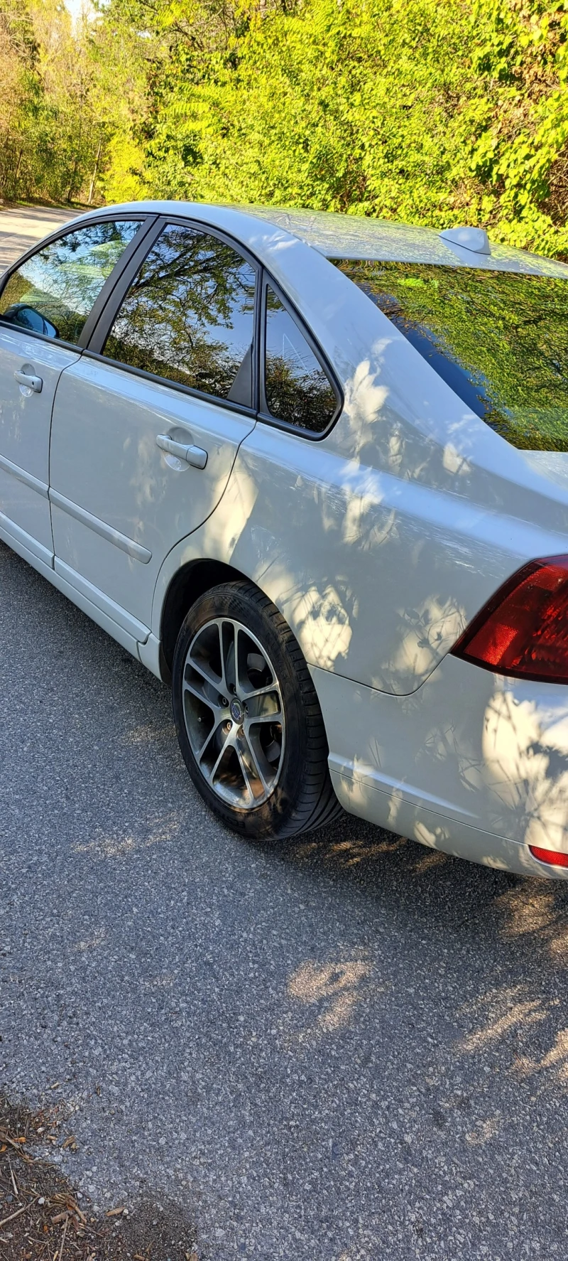 Volvo S40 II, снимка 8 - Автомобили и джипове - 47567555