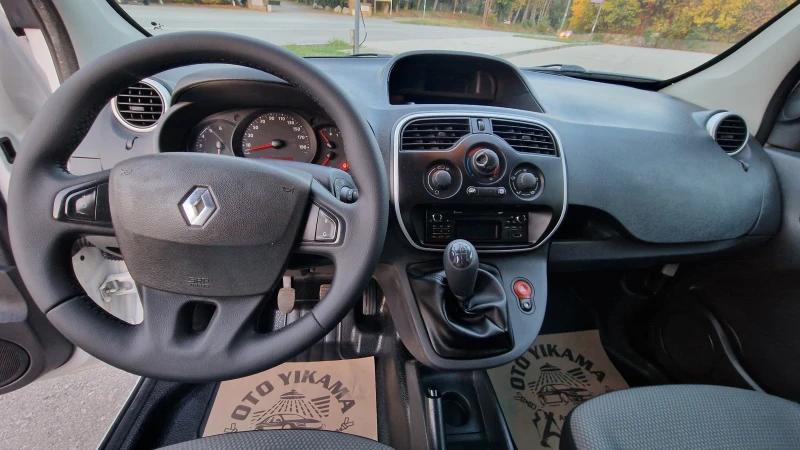 Renault Kangoo 1.5dci/75к.с./Темпомат* Парктроник* старт/стоп* , снимка 10 - Автомобили и джипове - 47765087