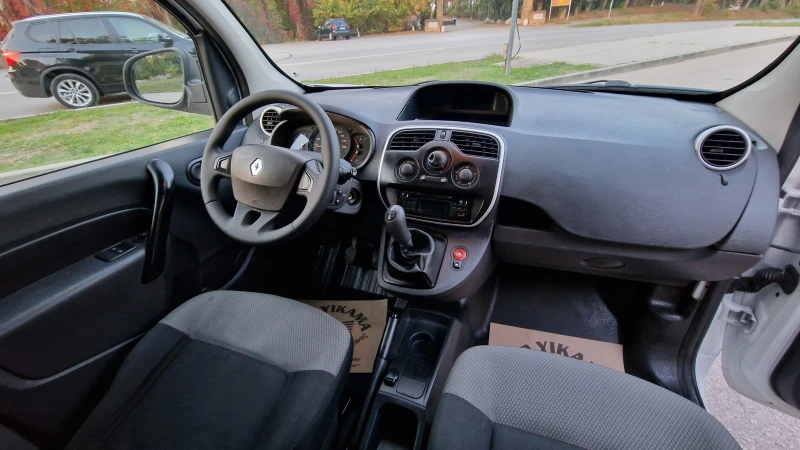 Renault Kangoo 1.5dci/75к.с./Темпомат* Парктроник* старт/стоп* , снимка 9 - Автомобили и джипове - 47765087