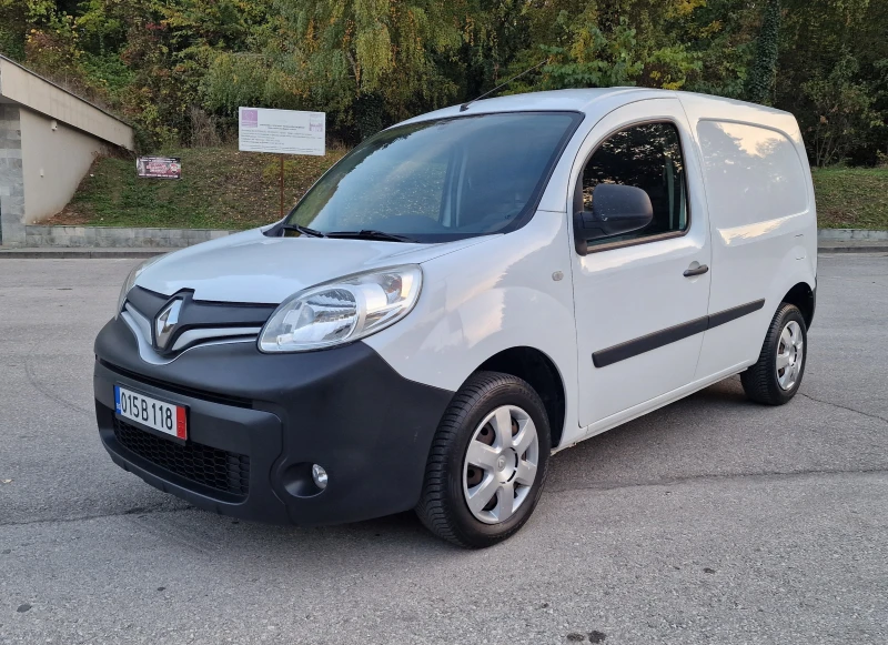 Renault Kangoo 1.5dci/75к.с./Темпомат* Парктроник* старт/стоп* , снимка 1 - Автомобили и джипове - 47765087