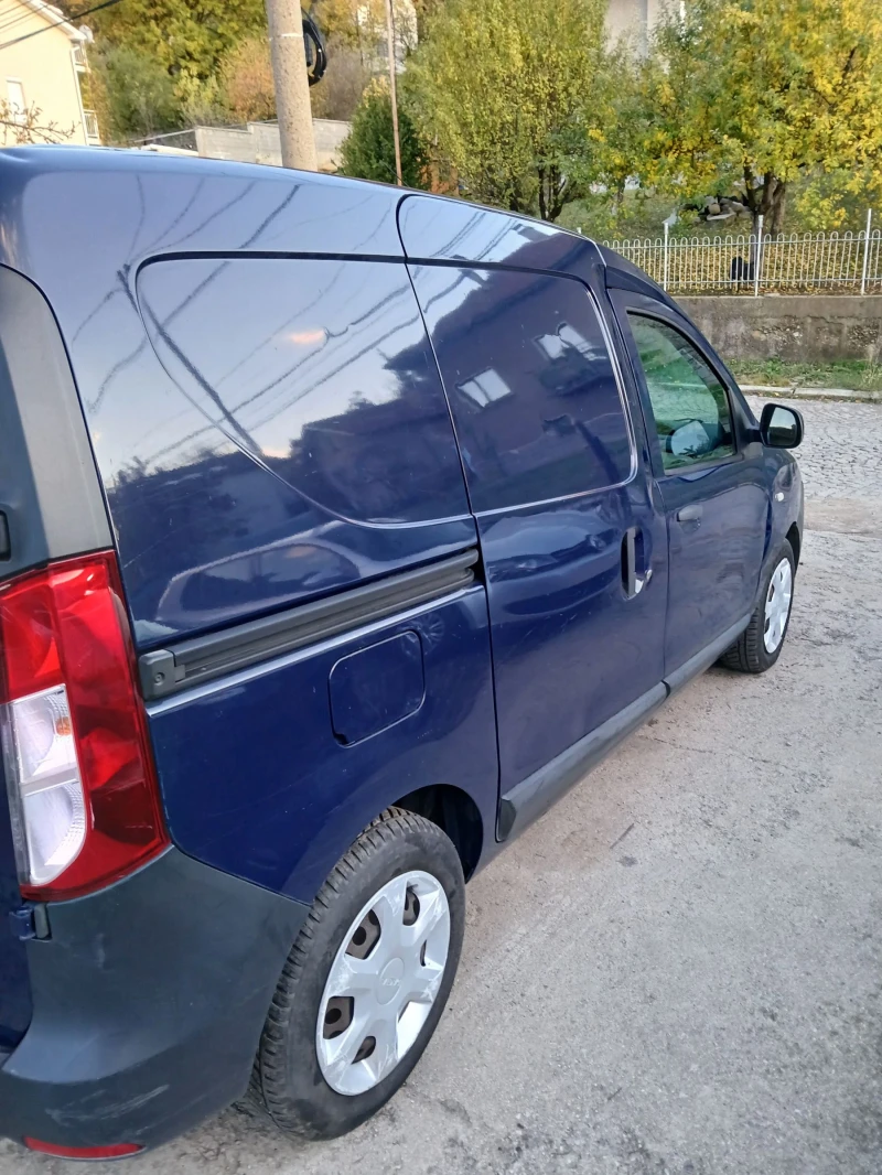 Dacia Dokker 1.5 DCI, снимка 5 - Автомобили и джипове - 52158273