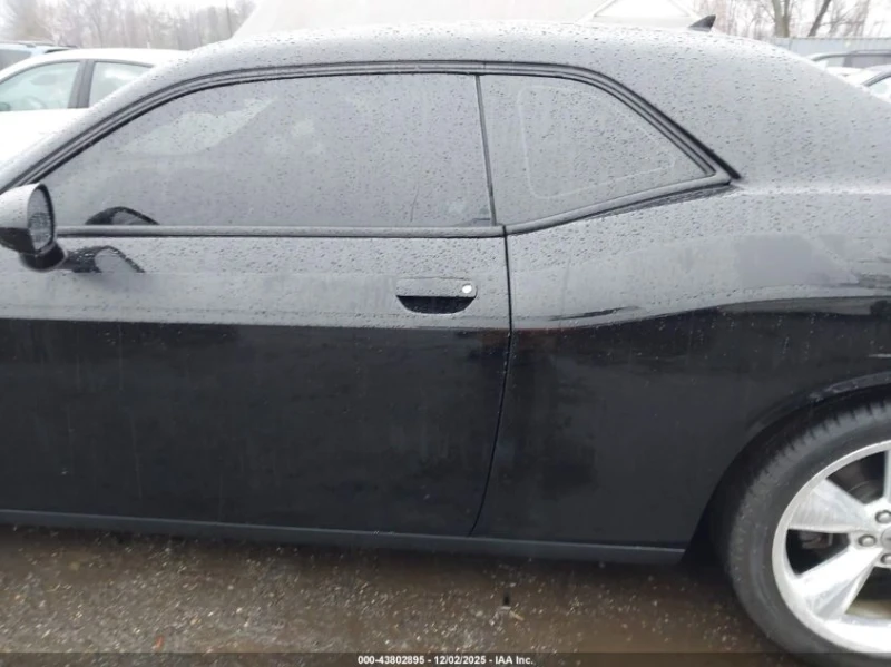 Dodge Challenger 2018 DODGE CHALLENGER RT PLUS, снимка 5 - Автомобили и джипове - 52809788