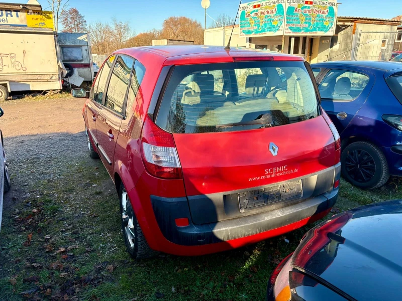 Renault Scenic, снимка 3 - Автомобили и джипове - 52905878