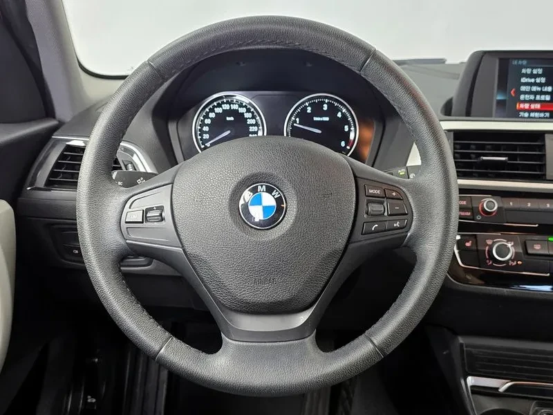 BMW 118 1.8d, снимка 12 - Автомобили и джипове - 55348322