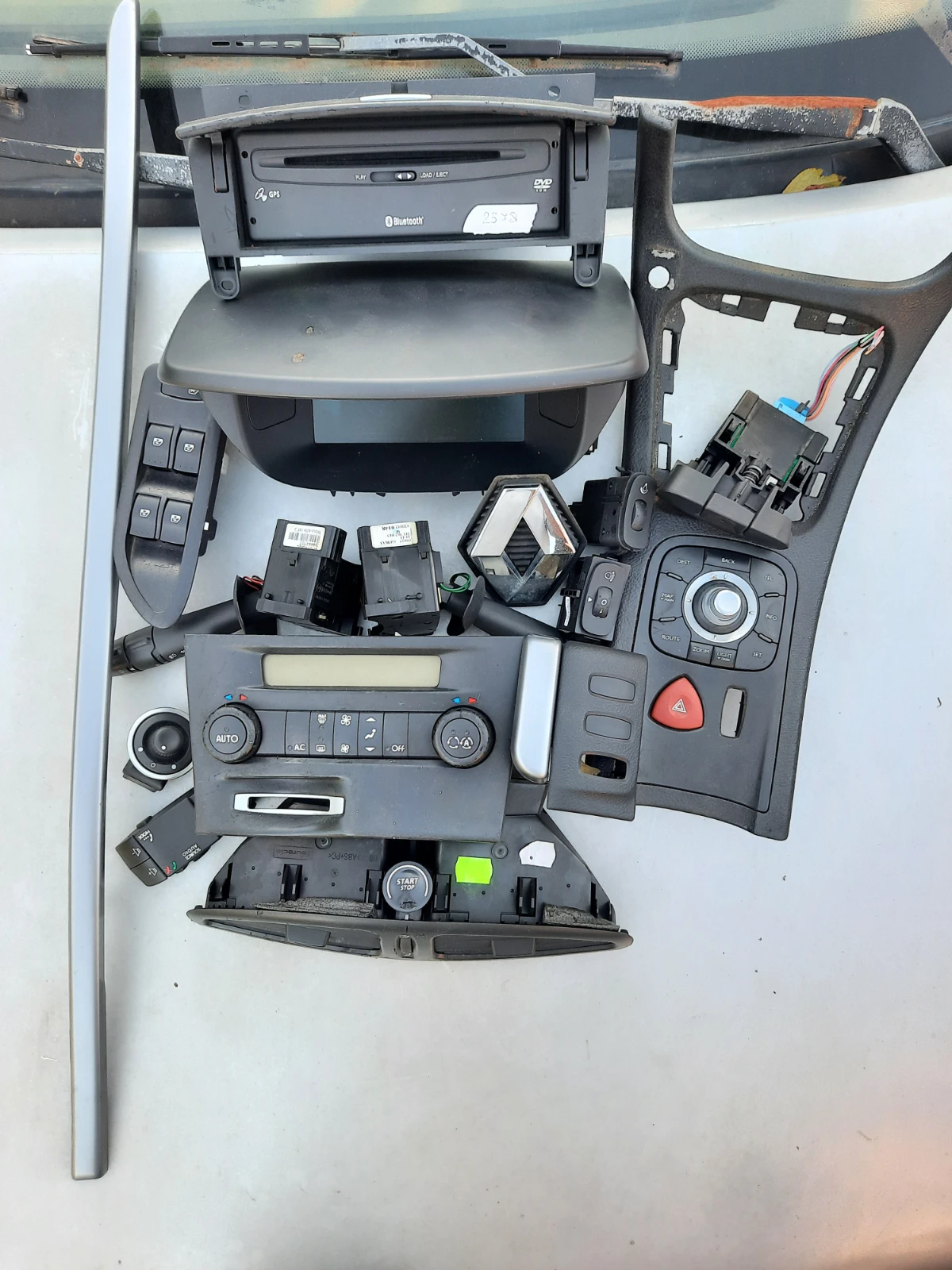 Renault Laguna 1.6 113кс На части | Mobile.bg — изображение 12