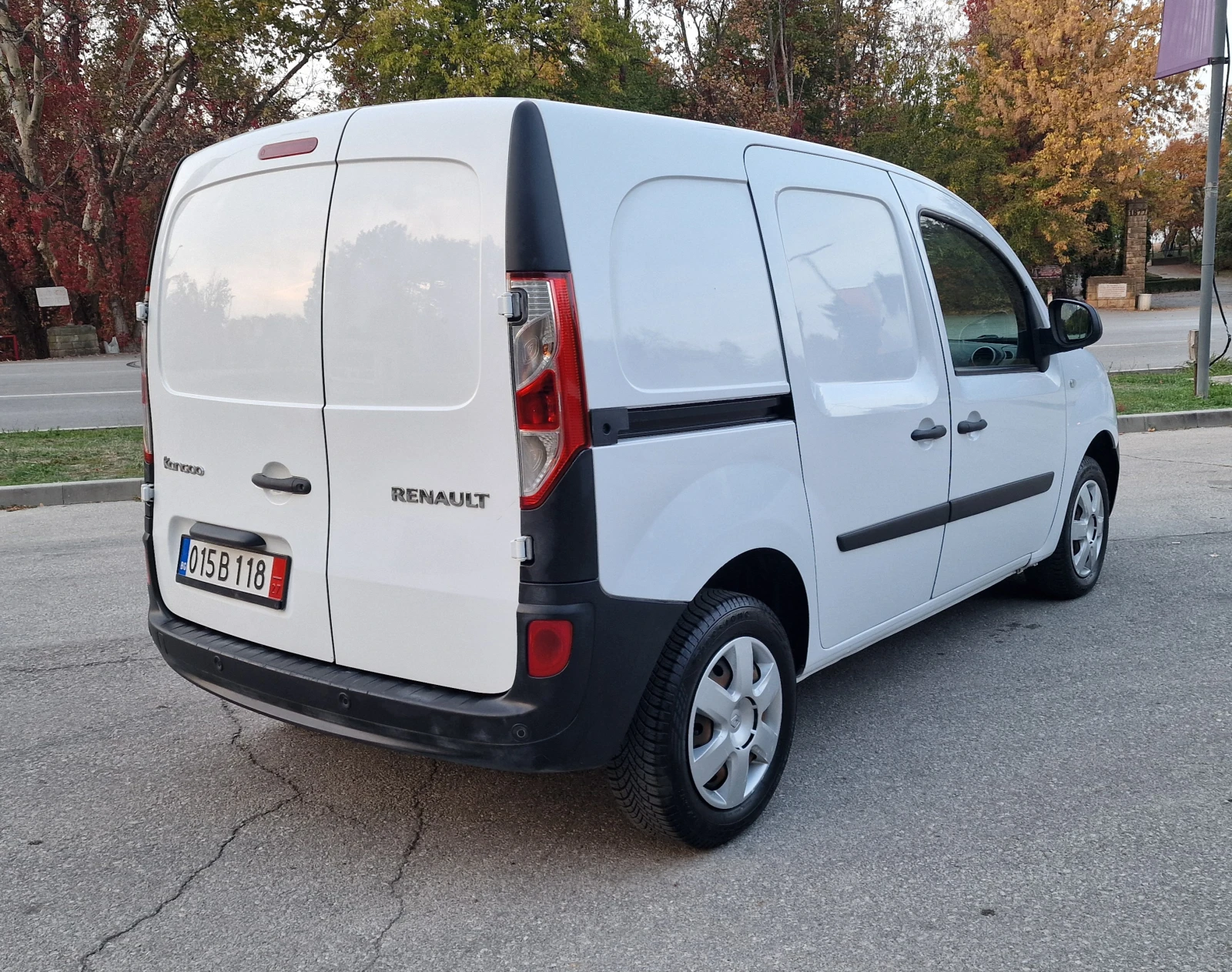 Renault Kangoo 1.5dci/75к.с./Темпомат* Парктроник* старт/стоп*  - изображение 5