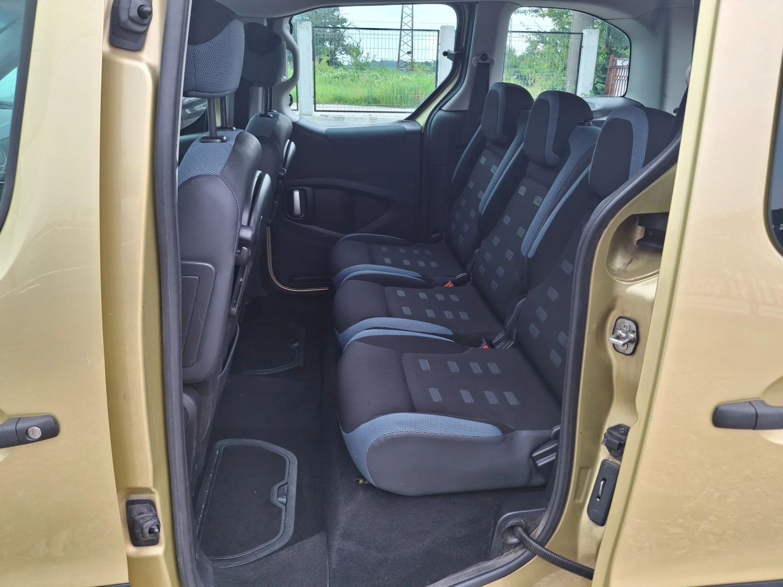 Citroen Berlingo 1.6HDI - изображение 8