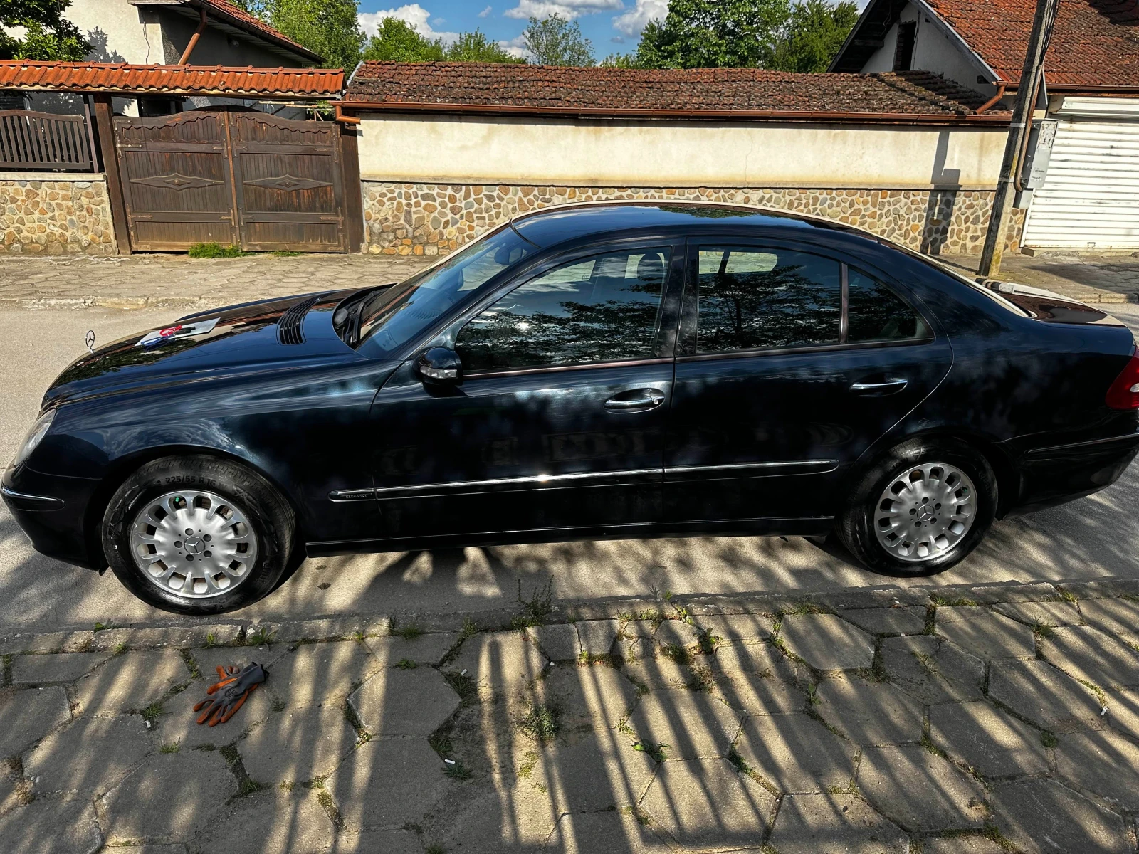 Mercedes-Benz E 240 2.4 Elegance - изображение 3