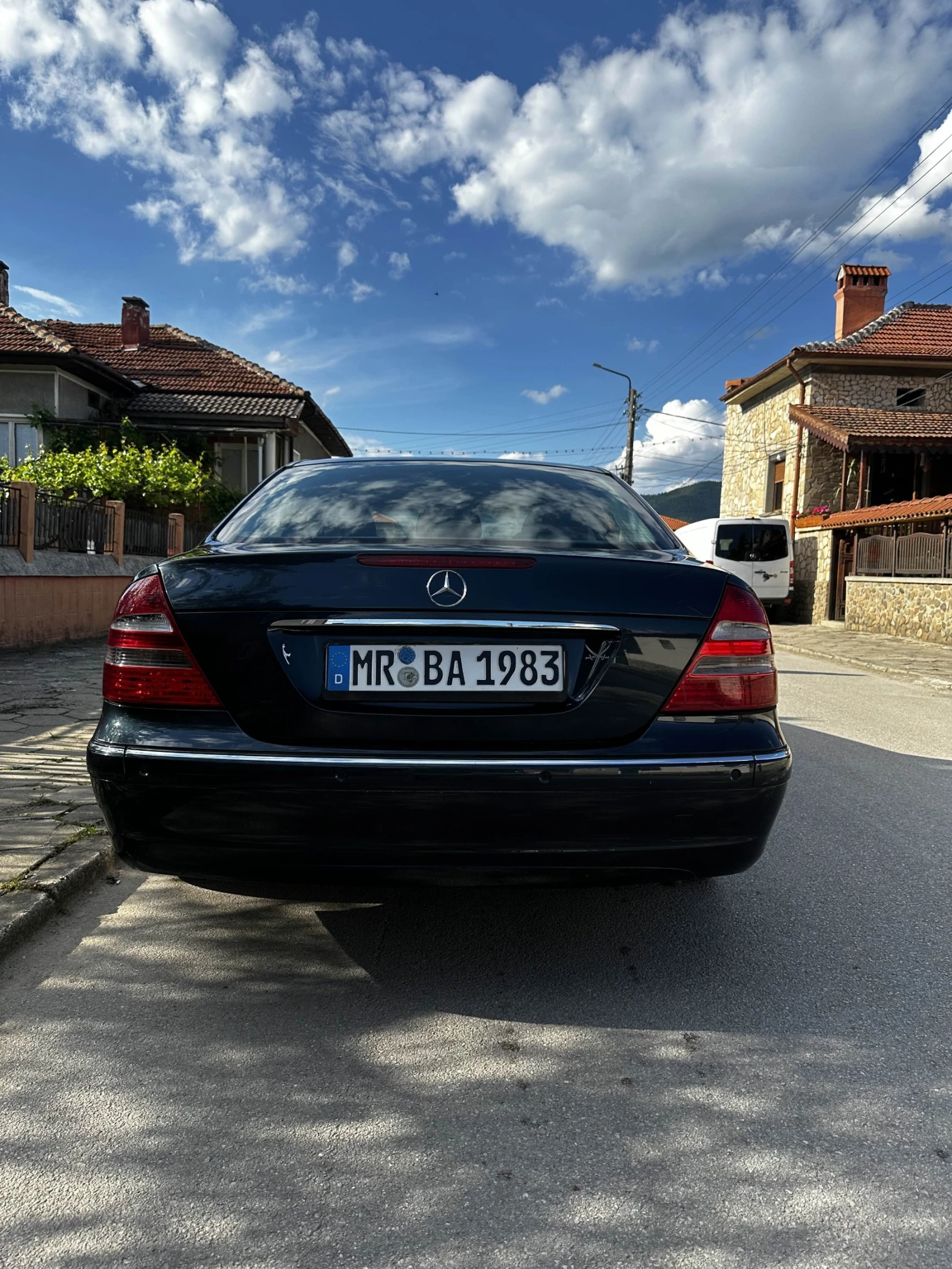 Mercedes-Benz E 240 2.4 Elegance - изображение 4