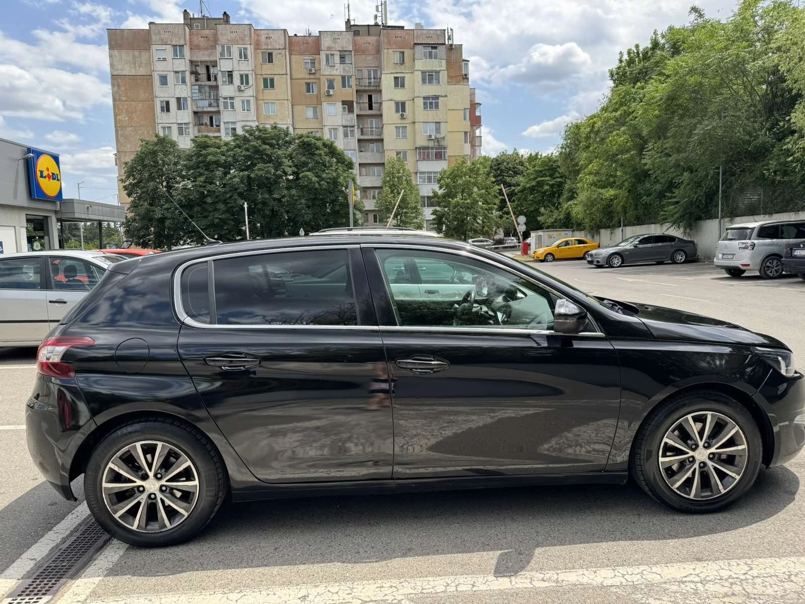 Peugeot 308 1.6 BlueHDi Allure 120к.с. - изображение 7