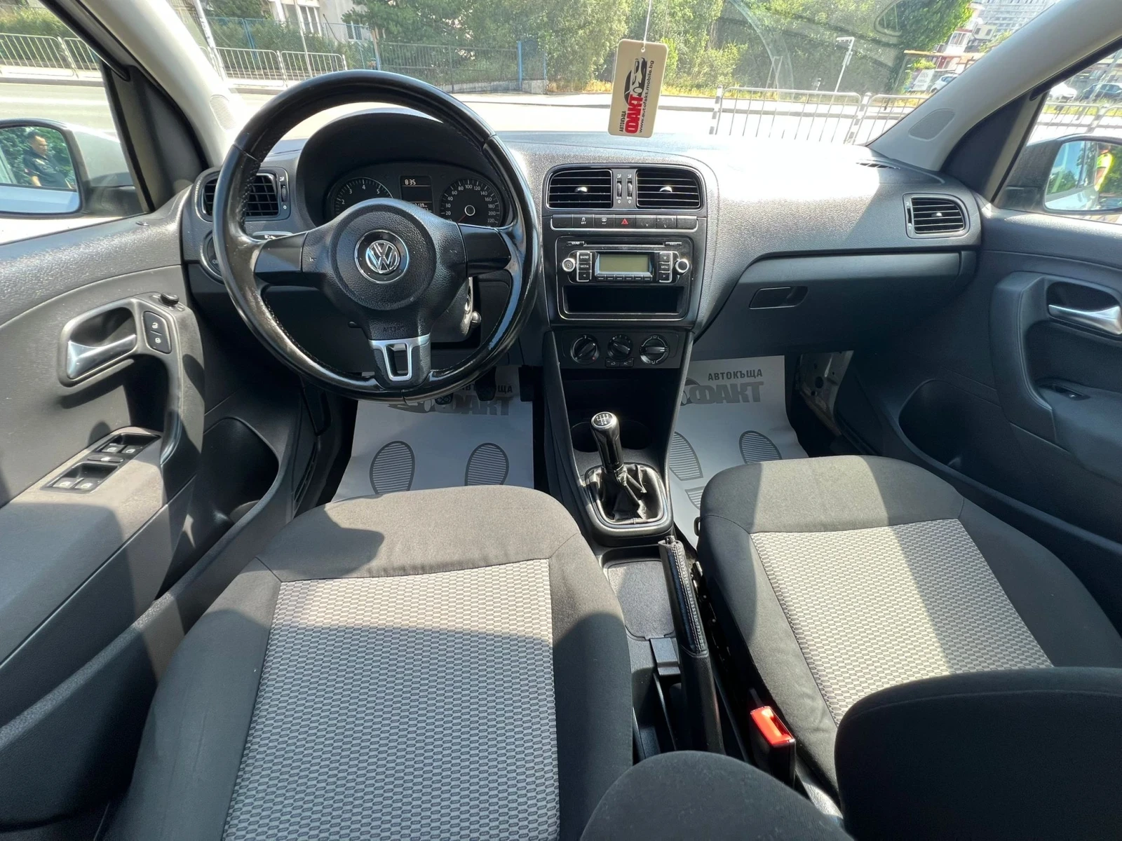 VW Polo 1.2i/KLIMA - изображение 9