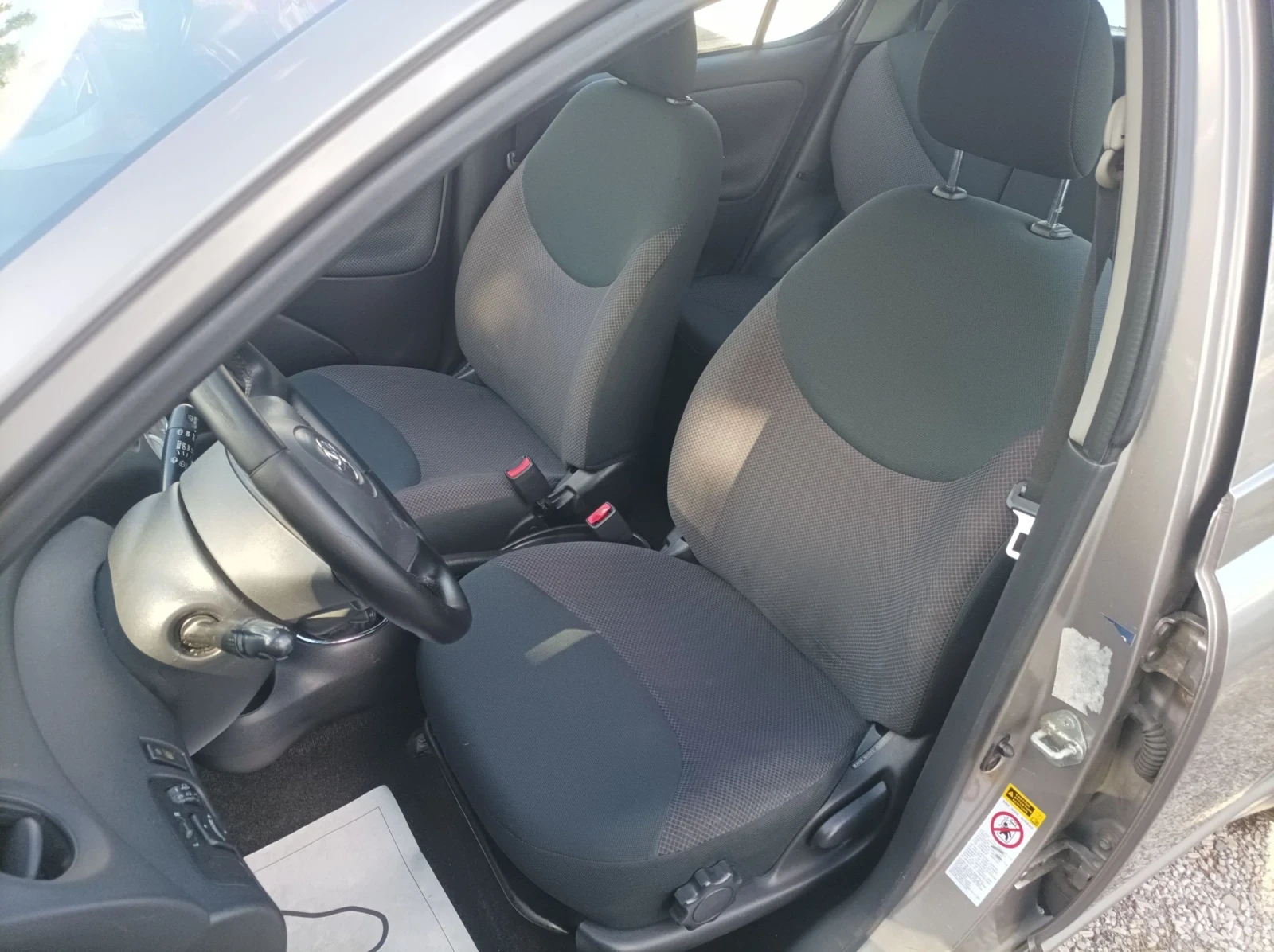 Toyota Yaris * * * SOL* * * 1.4d4d* * * ITALIA* * *  - изображение 8