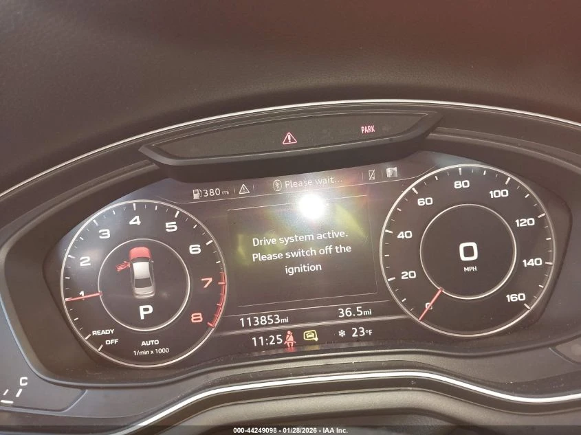 Audi A4 2l 2.0T Premium - изображение 7