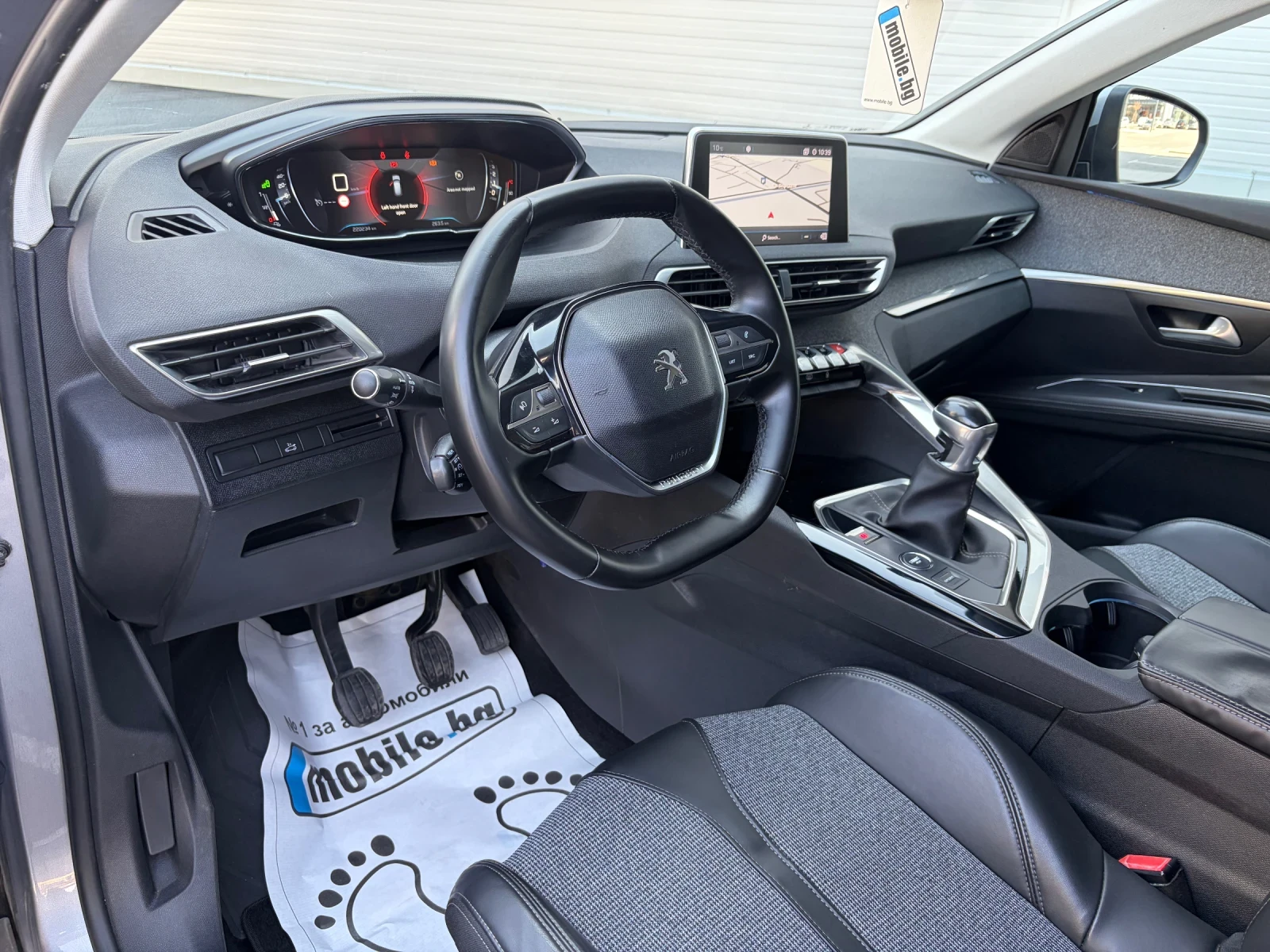 Peugeot 3008 1.5HDI ALLURE KEYLESS GO EVRO6D, снимка 9 - Автомобили и джипове - 53757625